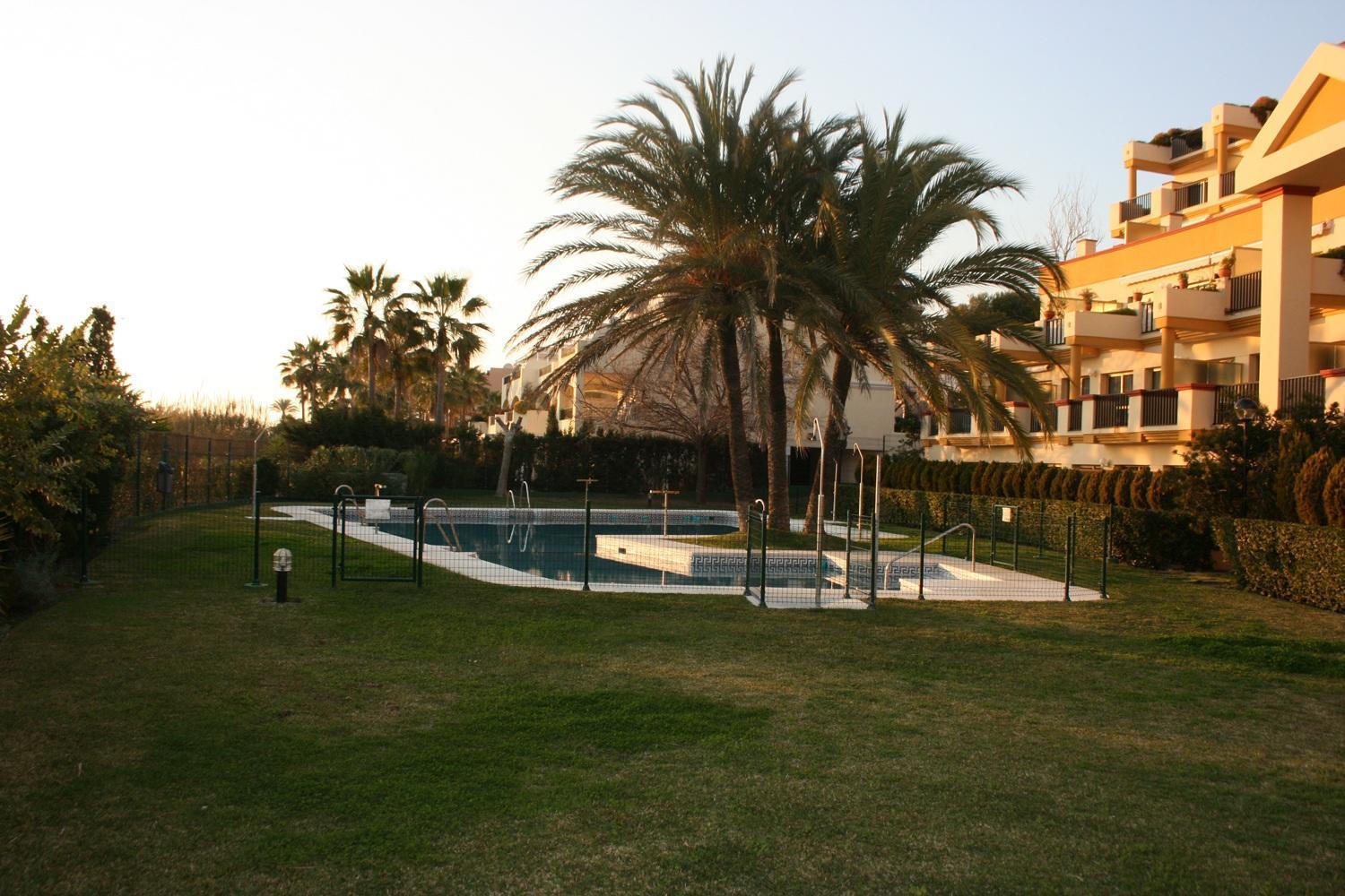 Romana Playa Marbella Bagian luar foto