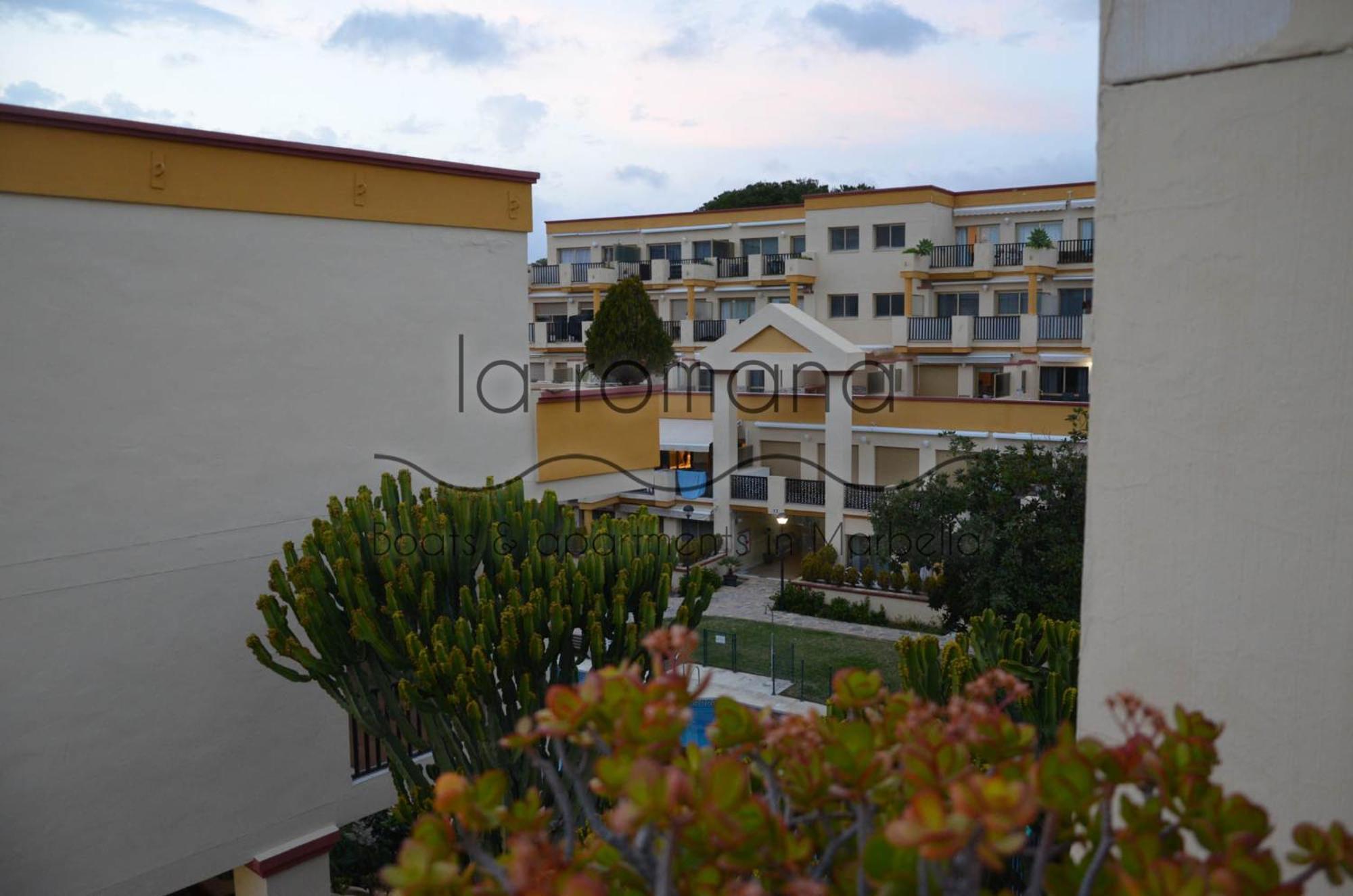Romana Playa Marbella Bagian luar foto